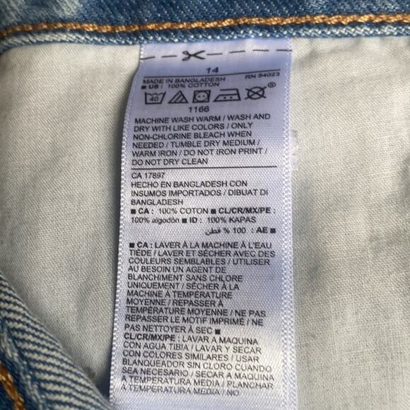 Old Navy High Waisted O.G. straight button fly cut off Jean shorts - Picture 10 of 12